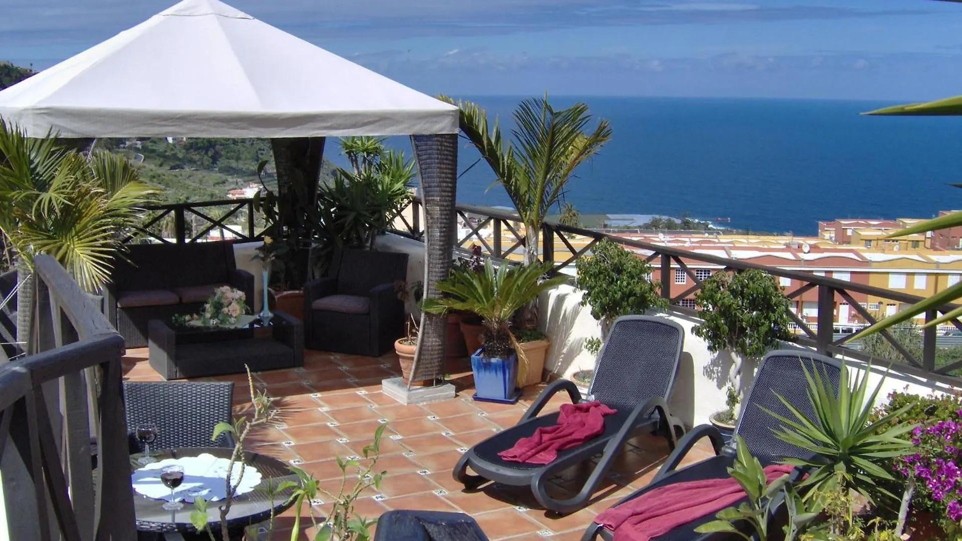 Mediterranean Holiday Home With Small Patio-Terrace Icod De Los Vinos