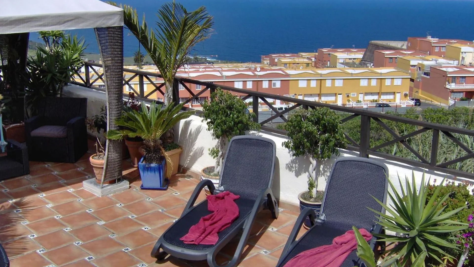 Mediterranean Holiday Home With Small Patio-Terrace Icod De Los Vinos
